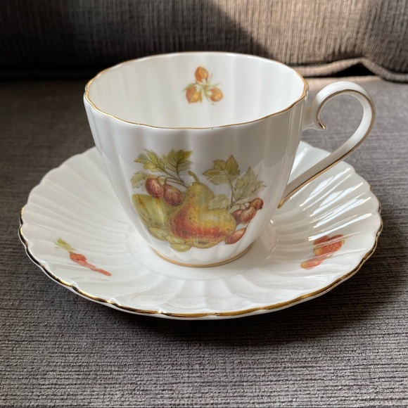 Vtg Royal Tuscan by Wedgewood teacup and saucer